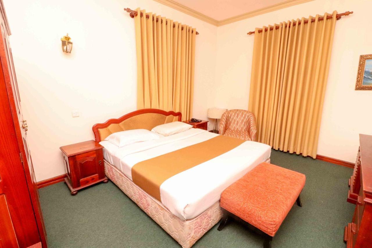 Alpine Hotel Nuwara Eliya Extérieur photo